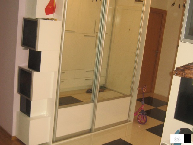 СЕ ПРОДАВА СТАН ВО Н.ЛИСИЧЕ 