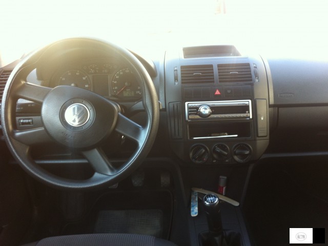 Prodavam Polo 1.2 12v 2006