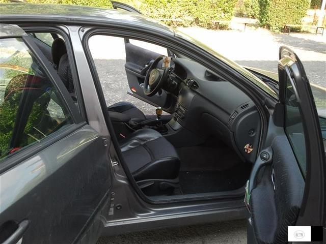 Itno !!! Se Prodava Reno Laguna !