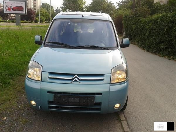 Prodavam Citroen Berlingo 2.0 Hdi Multispace-2004 