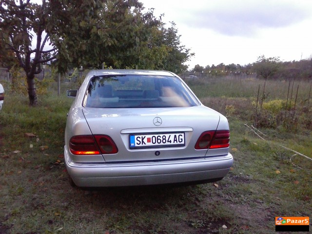 Мерцедес E 290 Td