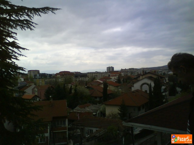 Prodavam Kuka Vo Crnice 260m2 Za Smao 160000 Evra