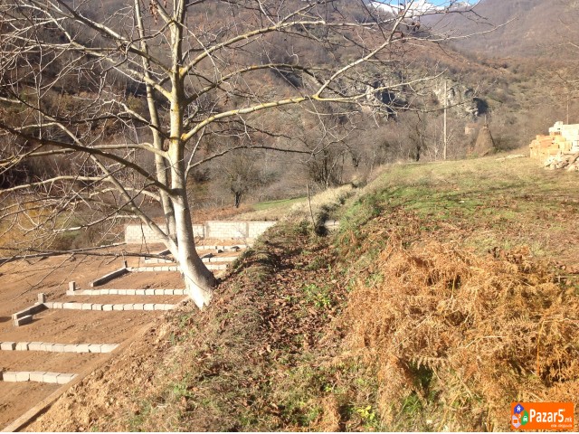 плац во село нежилово