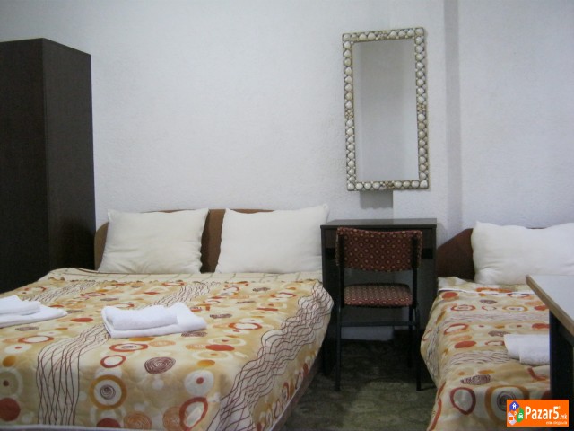 Апартмани Танески Коњско