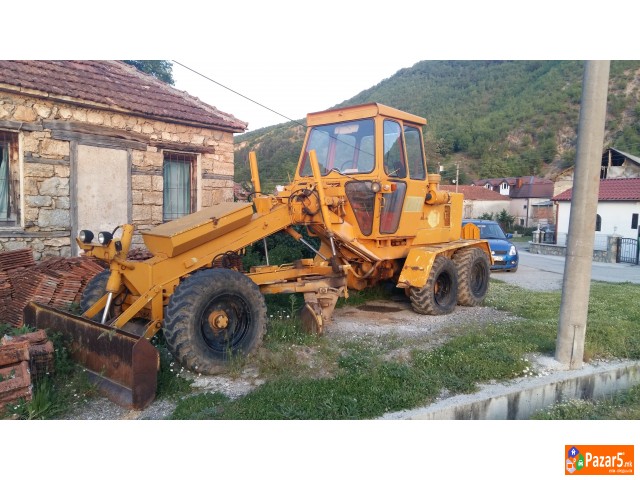 Se prodava grejder OK moze i zamena
