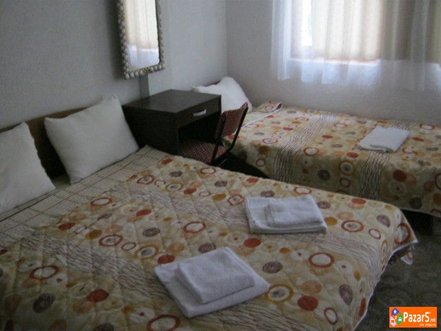 Апартмани Танески Коњско