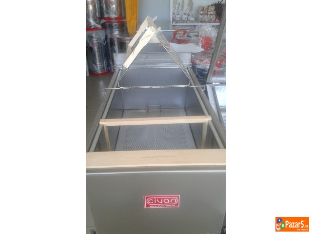 Namaluvanje Na Centrifugi I Kazni Za Med