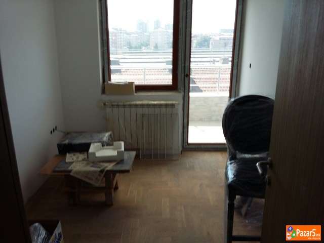 Се продава нов стан од 143m2 во нас.Центар 