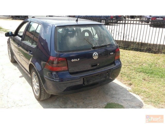 Golf 4