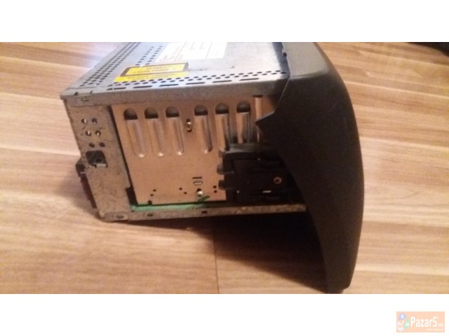 Prodavam Cd-radio Za Fiat Stilo