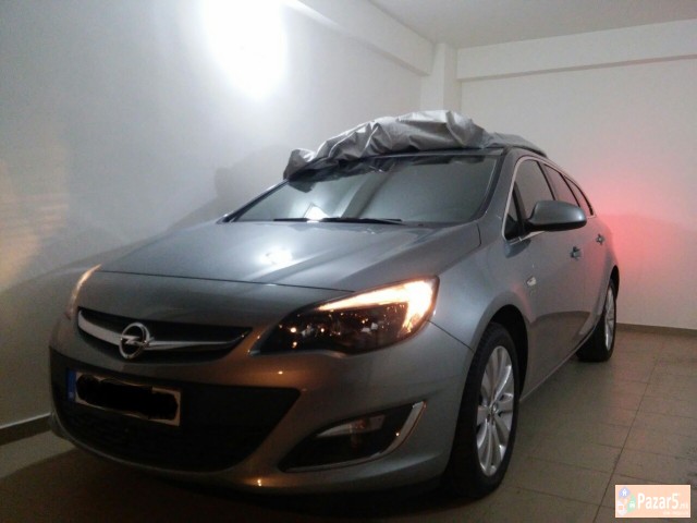 Продавам Opel Astra 1.4 Тurbo 