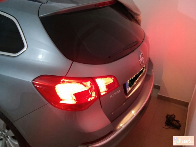 Продавам Opel Astra 1.4 Тurbo 