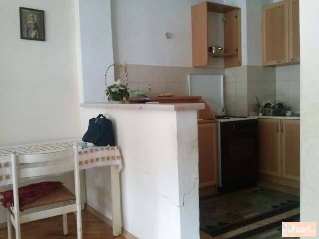 Се продава Куќа од 224m2 во населба Тафталиџе 1