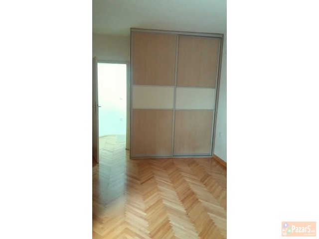 Се издава двособен стан