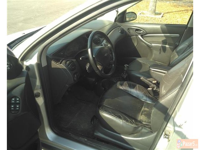 Prodavam Ford Focus 1.8 Tddi 2000