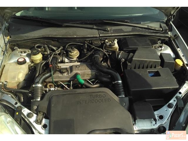 Prodavam Ford Focus 1.8 Tddi 2000