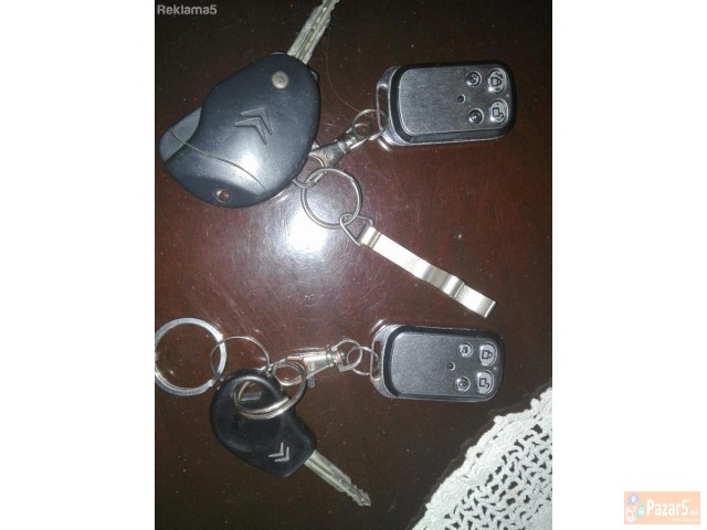 Se Prodava Citroen Xsara '98, Reg.pred 2 Dena 1.6i