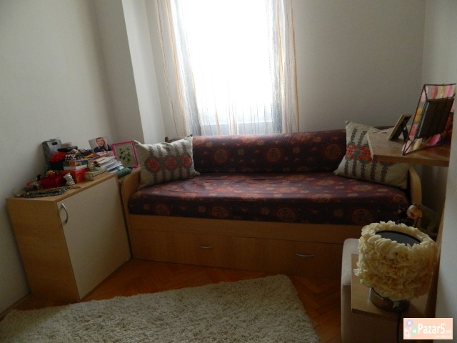 СЕ ПРОДАВА 4-СОБЕН СТАН ВО КИСЕЛА ВОДА