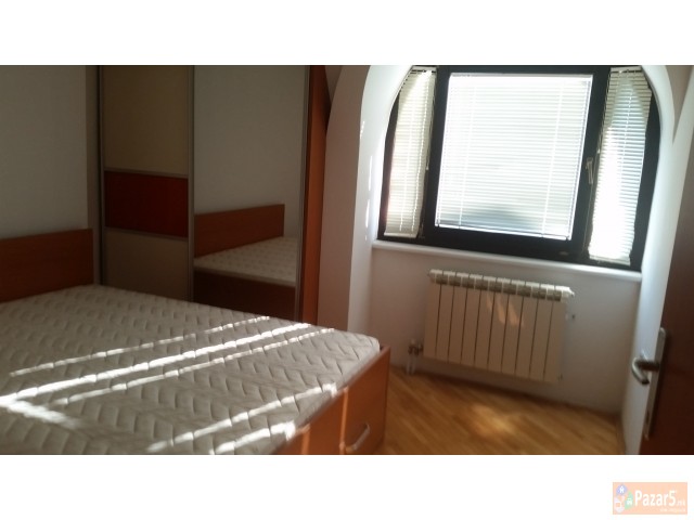 Se Izdava Stan Vo Centar