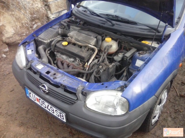 Opel Corsa B 1.7D reg servisirana novi gumi