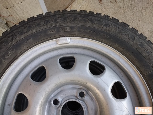 Gumi 195 60 14 Zimski 