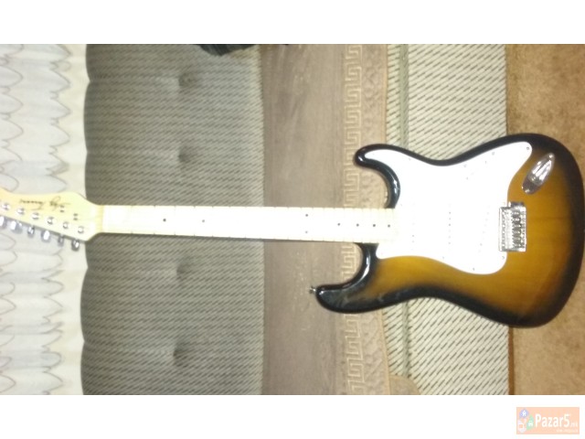 Elektriçna Gitara 
