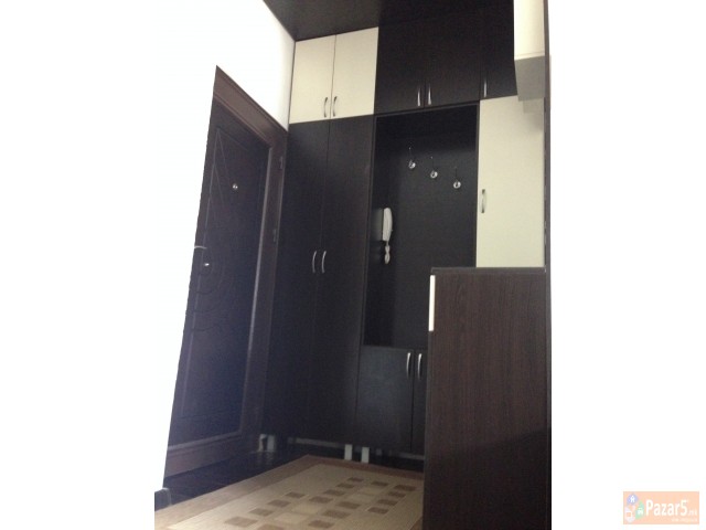 Izdavam Kompletno Namesten Stan 53m2