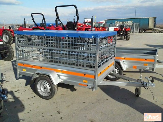 Автомобилски приколки и платформи