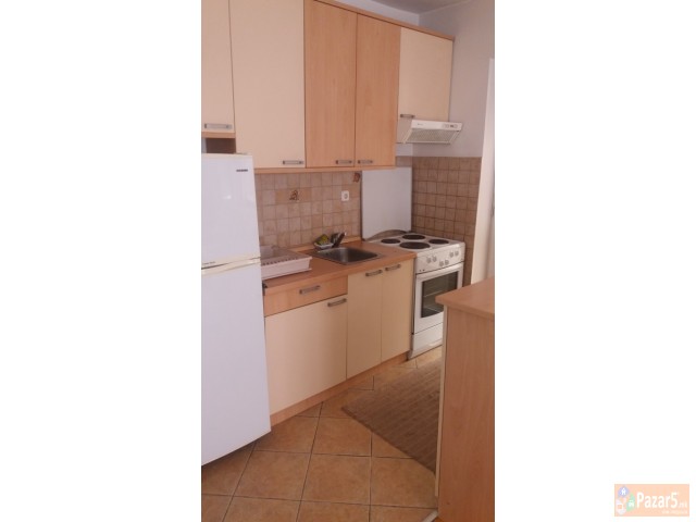 АВА ДОМ изнајмува комплетно наместен стан