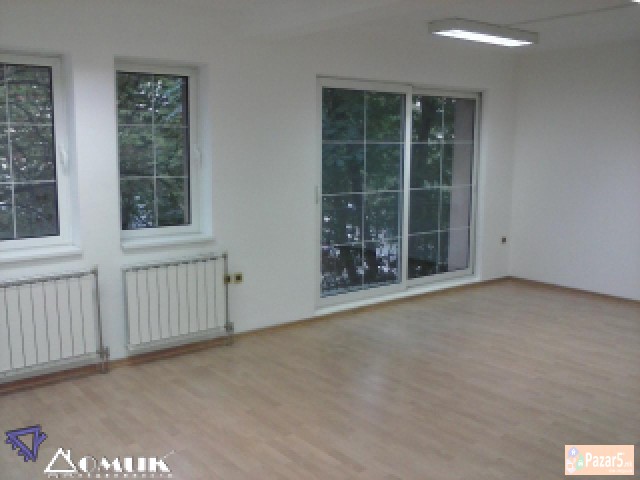 Domik Izdava Deloven Prostor Vo Centar