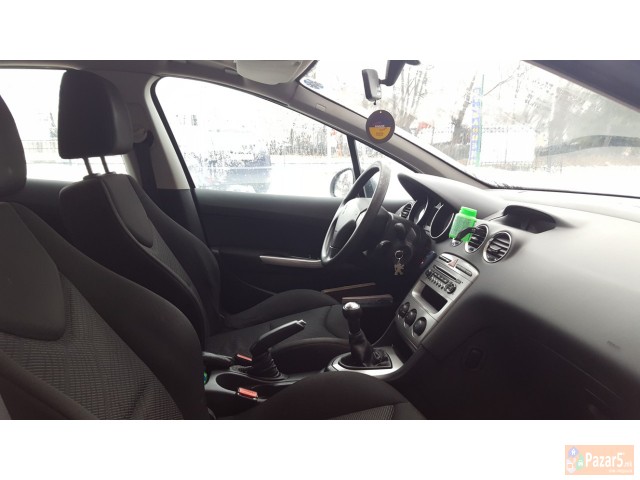 Se Prodava Peugeot 308