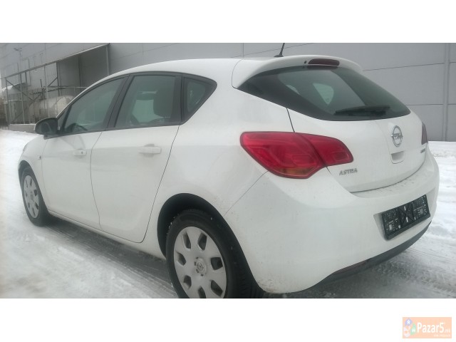 Se Prodava Opel Astra J 1.3 Cdti 2010 God