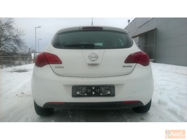 Se Prodava Opel Astra J 1.3 Cdti 2010 God