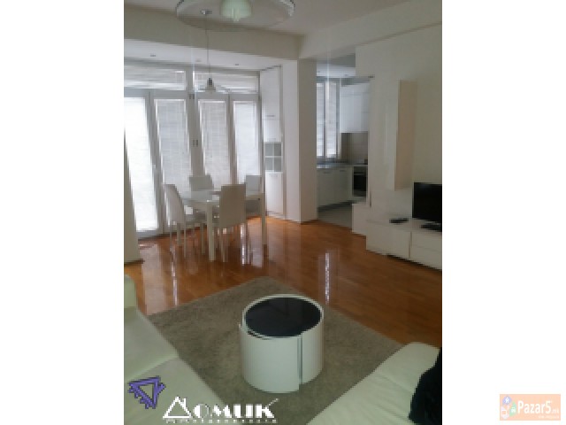 Domik Izdava Lux 3 Soben Stan Vo Debar Maalo.