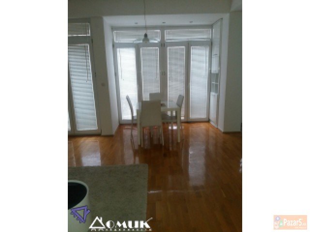 Domik Izdava Lux 3 Soben Stan Vo Debar Maalo.