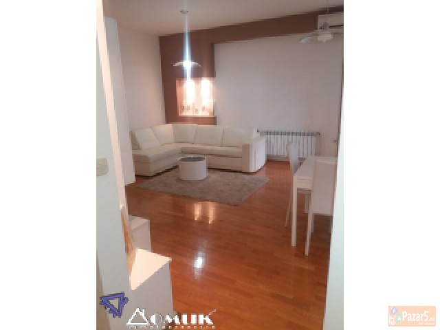 Domik Izdava Lux 3 Soben Stan Vo Debar Maalo.