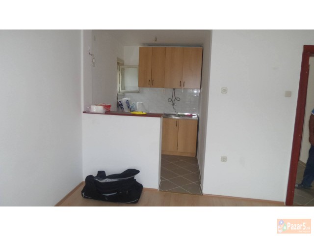 Se Prodava Kukja So Plac Vo Volkovo