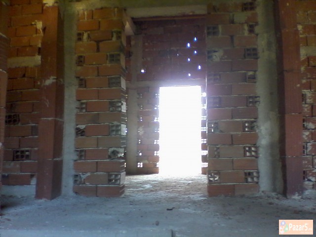 Се продава куќа во с.Белче Демир-Хисар