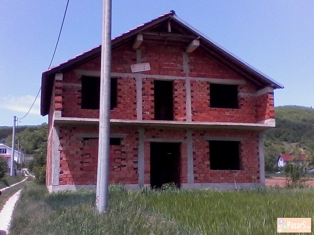 Се продава куќа во с.Белче Демир-Хисар