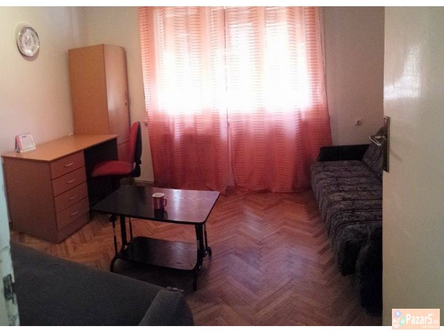 Se Izdava Namesten Stan Vo Centar