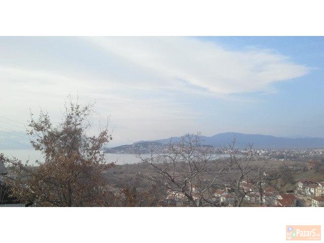 Prodavam plac vo Nas. Raca - Ohrid!