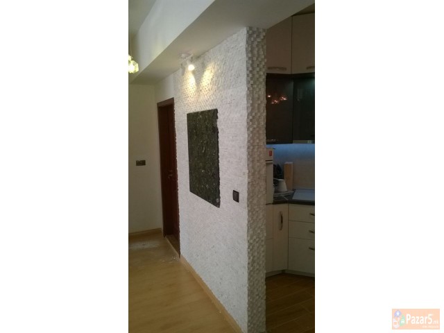 МЕРМЕРНА БУЊА И УКРАСЕ КАМЕН