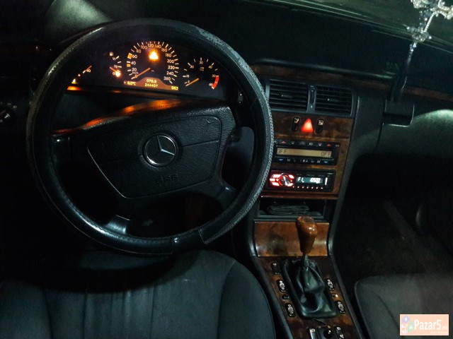 Mercedes E250