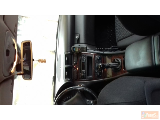 Mercedes C 220  /2001