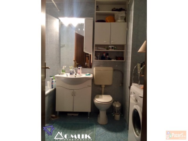 Domik Prodava Nov 3 Soben Stan Kaj Univerzlna Za 1