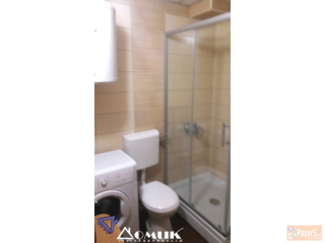 Domik Izdava Nov 2 Soben Stan Pozadi Univerzalna