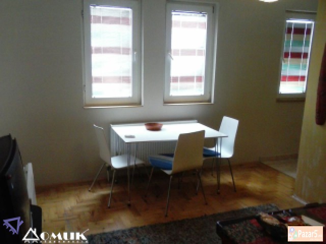 Domik Izdava 2 Soben Namesten Stan Kaj Cesma