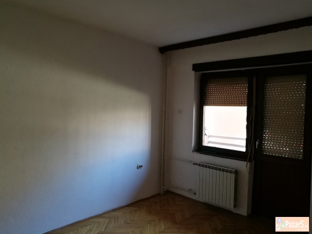 Се продава стан 