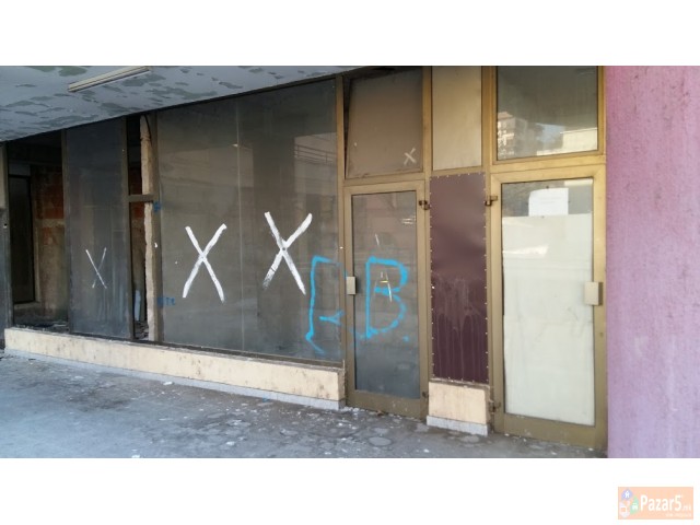 Prodavam Dukani Vo Tc Dulje Vo Stip