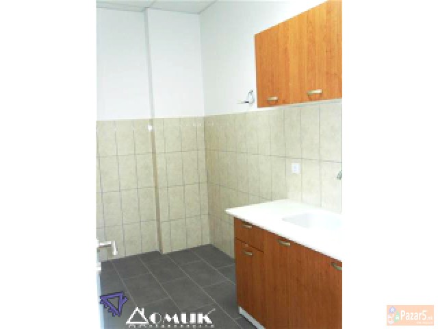 Domik Izdava Ekskluziven Deloven Prostor Kaj Kala